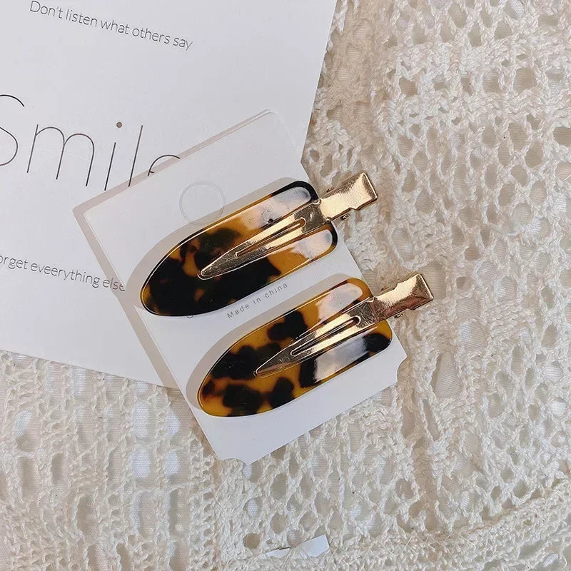 4Pcs Girls Leopard Seamless Hair Clip Set Women Acetate Sheet No Bend Bangs Clip Duckbill Clip Hairpins Makeup Hair Styling Tool