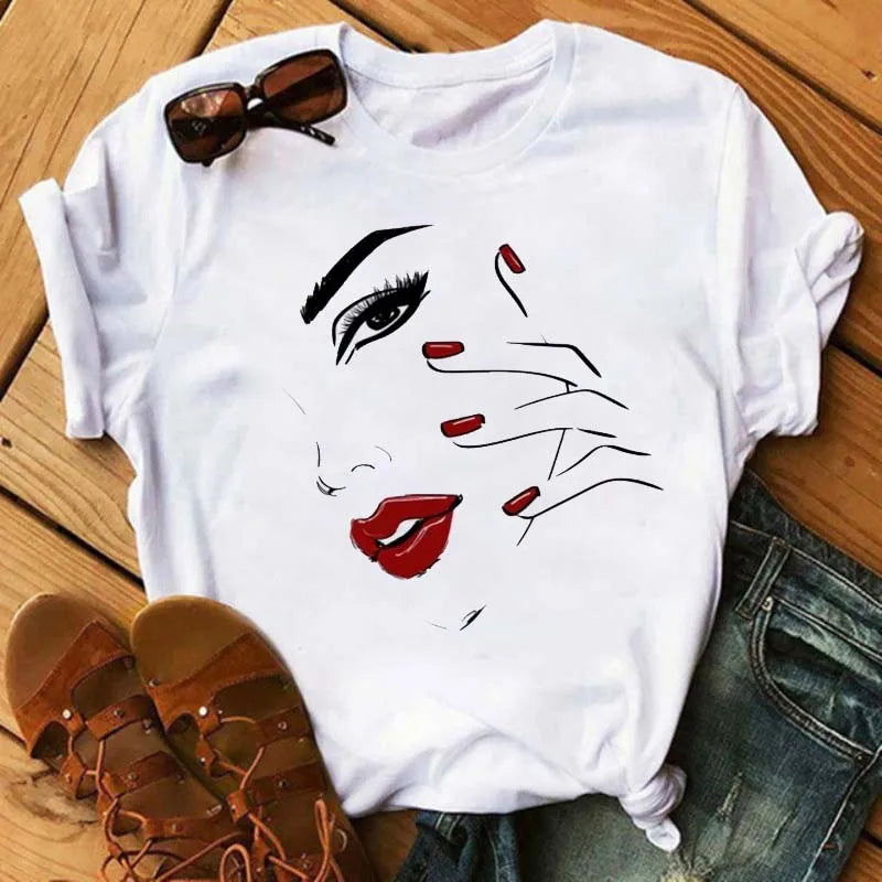Maycaur Fashion Graphic Women Tops Eyelashes Print Kawaii Lashes Women T Shirt Tee Funny Makeup Aesthetic Shirt Camisas Mujer