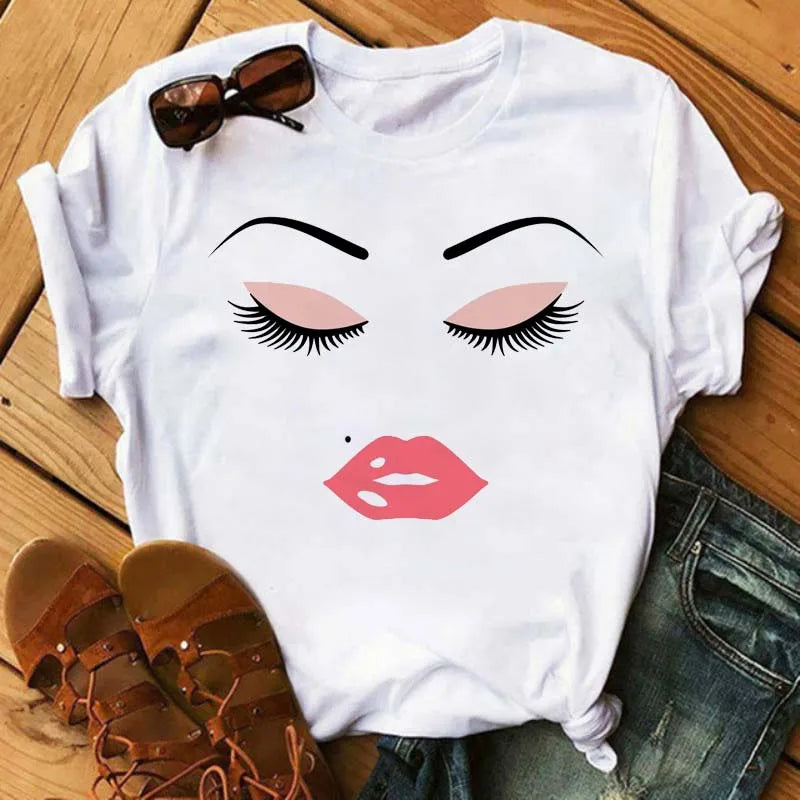 Maycaur Fashion Graphic Women Tops Eyelashes Print Kawaii Lashes Women T Shirt Tee Funny Makeup Aesthetic Shirt Camisas Mujer