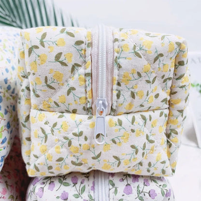 1PC Flower Printed Puffy Quilted Zipper Makeup Bag Storage Organizer Toiletry Handbag Cosmetic Pouch Large Travel Cosmetic Bag