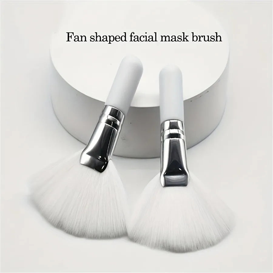1pc Fanned Makeup Brush, Salon Quality, Soft Mini Facial Foam Brush Applicator, Portable, White