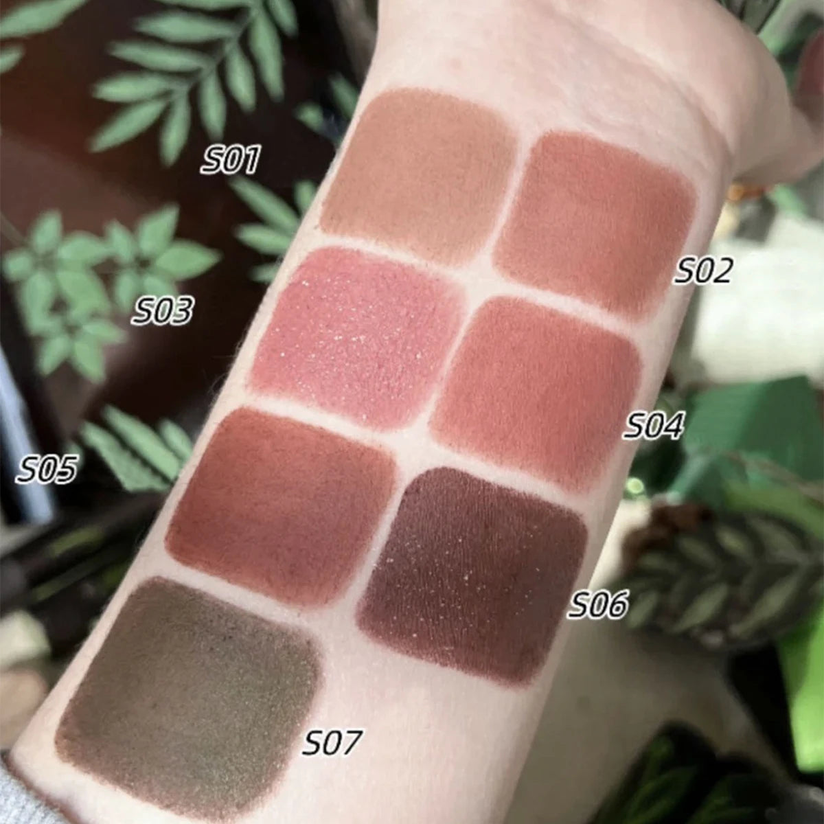 Girlcult Matte Lipstick,Silky Creamy Feel,Lightweight Non-Drying,Soft-Focus Finish,Long-Lasting Wear,Edgy Daily,Complete Makeup