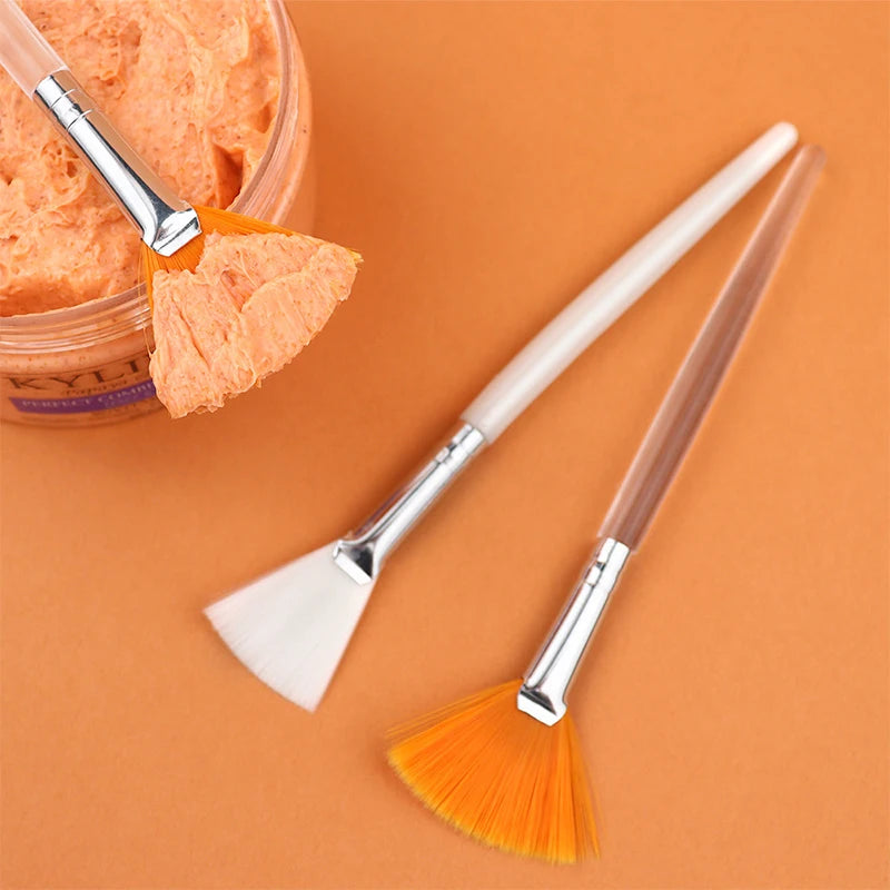 Practical Facial Brushes Fan Makeup Brushes Portable Mask Brush Cosmetic Tools for Women Flexible Facial Soft Mask Applicator
