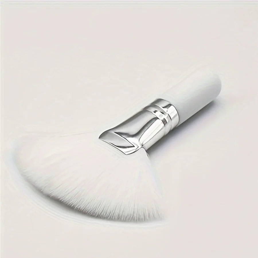 1pc Fanned Makeup Brush, Salon Quality, Soft Mini Facial Foam Brush Applicator, Portable, White