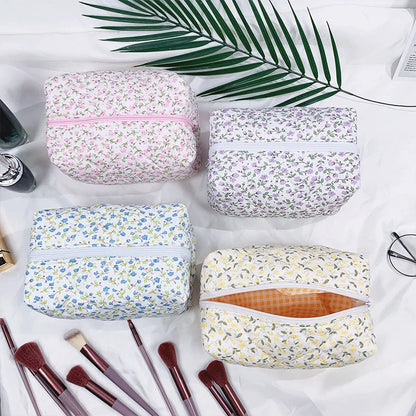 1PC Flower Printed Puffy Quilted Zipper Makeup Bag Storage Organizer Toiletry Handbag Cosmetic Pouch Large Travel Cosmetic Bag