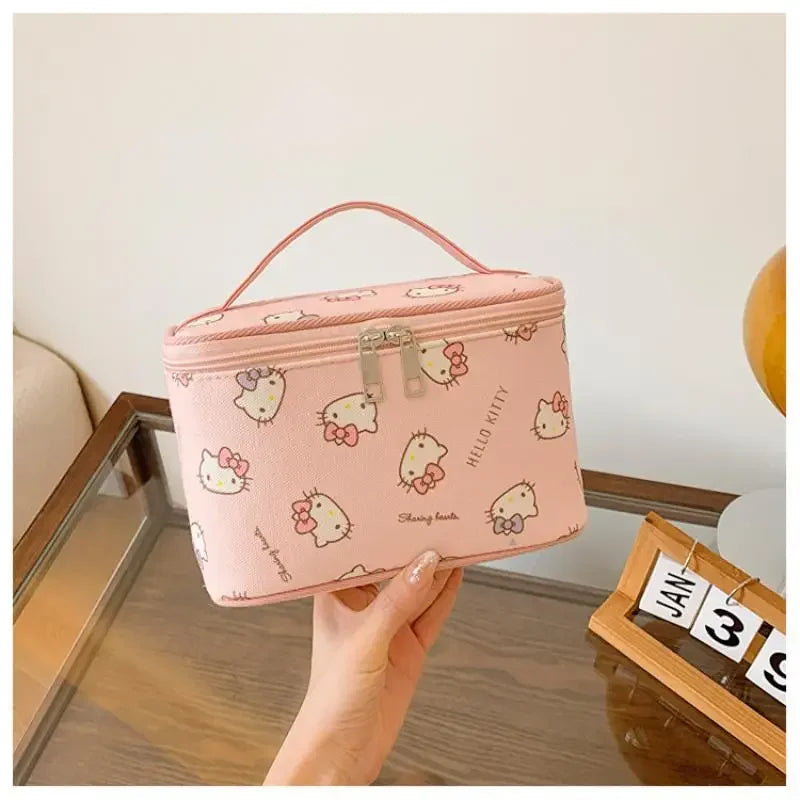 2025 New Hello Kitty Large Capacity Tote Bag Cute Print Design Portable Travel Organizer for Cosmetics Toiletries Makeup Storage