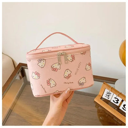 2025 New Hello Kitty Large Capacity Tote Bag Cute Print Design Portable Travel Organizer for Cosmetics Toiletries Makeup Storage