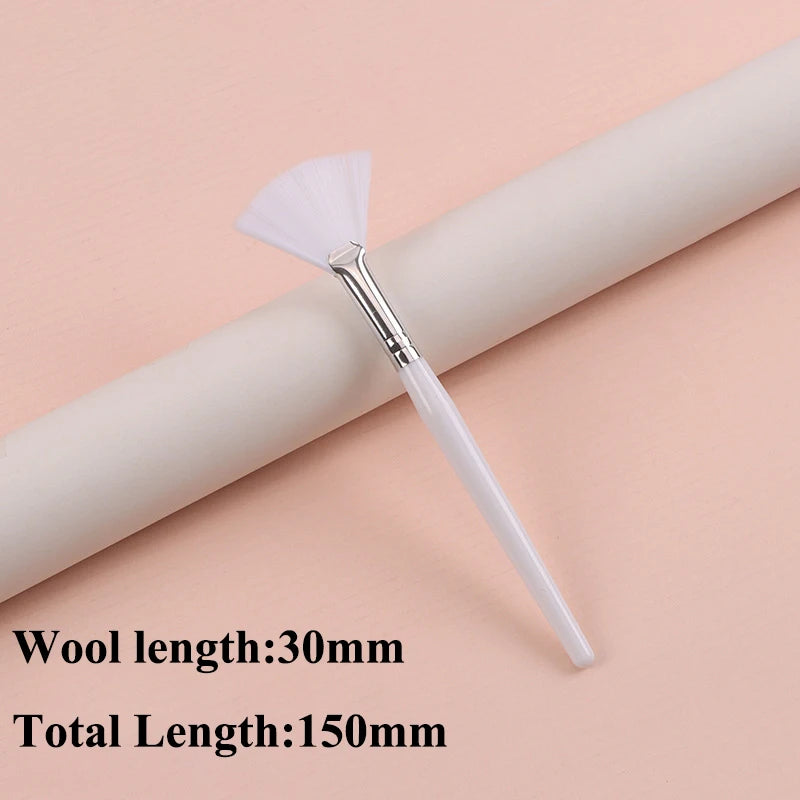 Practical Facial Brushes Fan Makeup Brushes Portable Mask Brush Cosmetic Tools for Women Flexible Facial Soft Mask Applicator