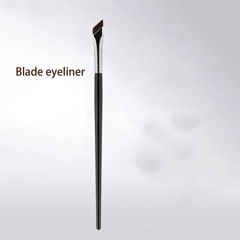 Sickle Eyeliner Brush Eyeshadow Blade Brush Detail Brush Diagonal Eyebrow Brushes Undereyelid To Sleeping Silkworm Makeup Tools