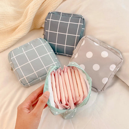 Women Sanitary Napkin Tampon Storage Bag Cute Sanitary Pad Pouches Portable Makeup Lipstick Key Earphone Data Cables Organizer