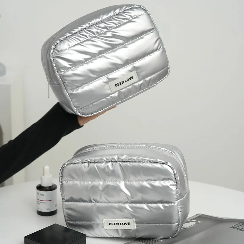 Fashion Large Capacity Makeup Bag Travel Organizer Portable Cosmetic Bag Multifunctional Storage Washbag