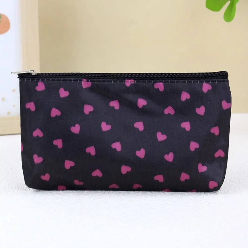 Heart Pattern Makeup Bag Fashion Design Multi-Functional Zippered Toiletry Storage Bag Large-Capacity Professional