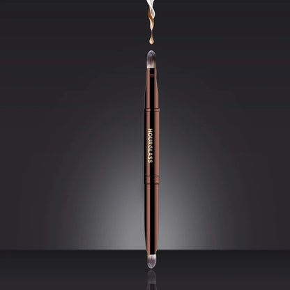 Hourglass Makeup Brush- No.16 Retractable Double-Ended Lip Brush Soft Fiber Hair Fashion Design Single Lip Brush