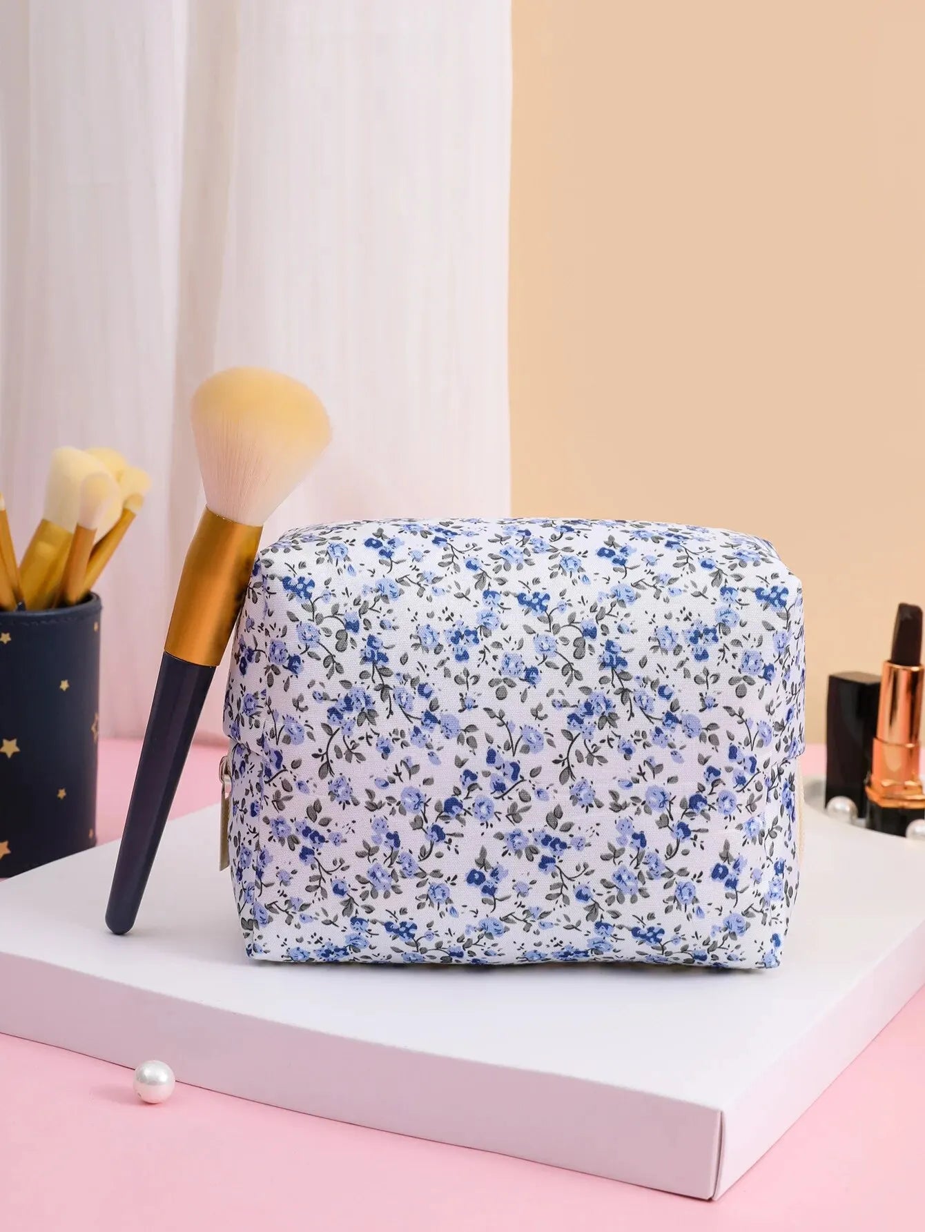 Storage Organizer Floral Puffy Quilted Makeups Bags Flower Printed Cosmetic Pouch Large Travel Cosmetics Bag Makeup Accessory