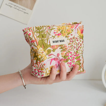 White Embroidery Daisy Women's Makeup Bag Portable Coin Purse Key Case Cosmetics Lipstick Storage Bag Commuter Liner Bag Ins