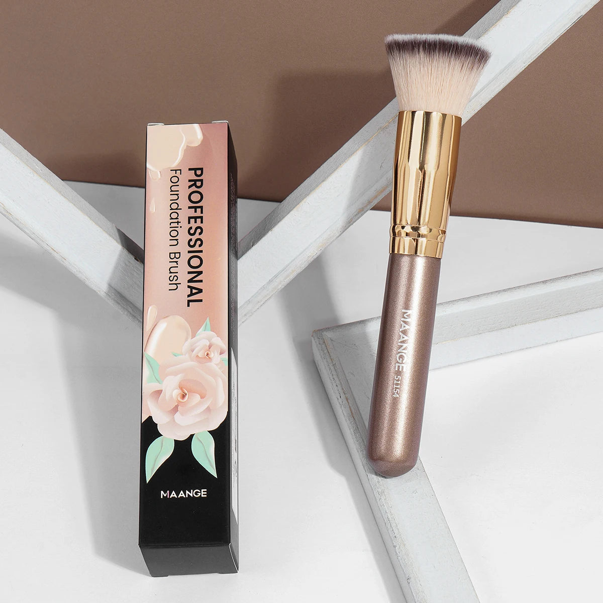 Maange 1PCS Makeup Brush with Box Foundation Concealer Powder Blush Contour Brush Dense Soft Bristle Brush Beauty Tool For Women