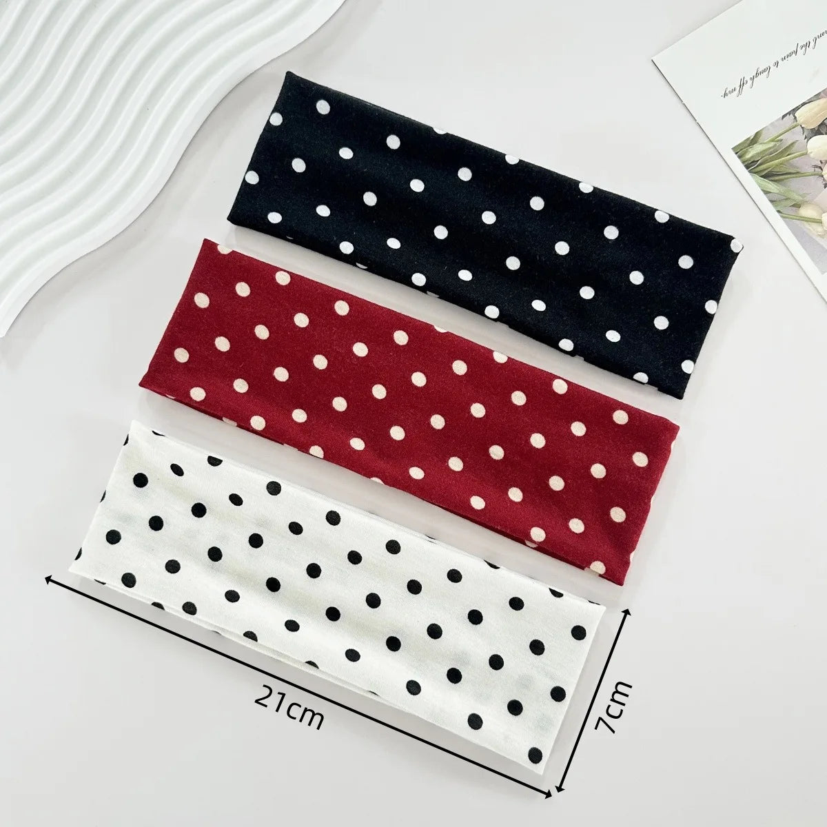 1pc Polka Dot Yoga Elastic Headband – Fashionable Dot-pattern Makeup Headband, Sports & Fitness Sweat-absorbent Hairband